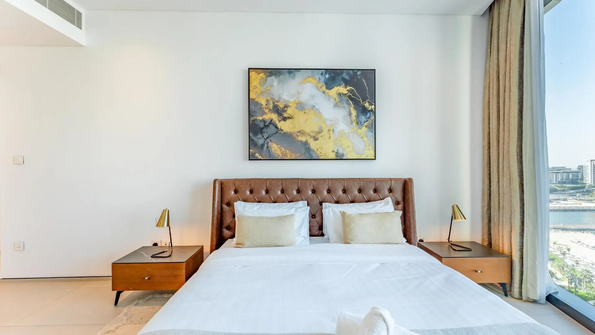 Premium 2 Bedroom Apartment With Sea View Dubai