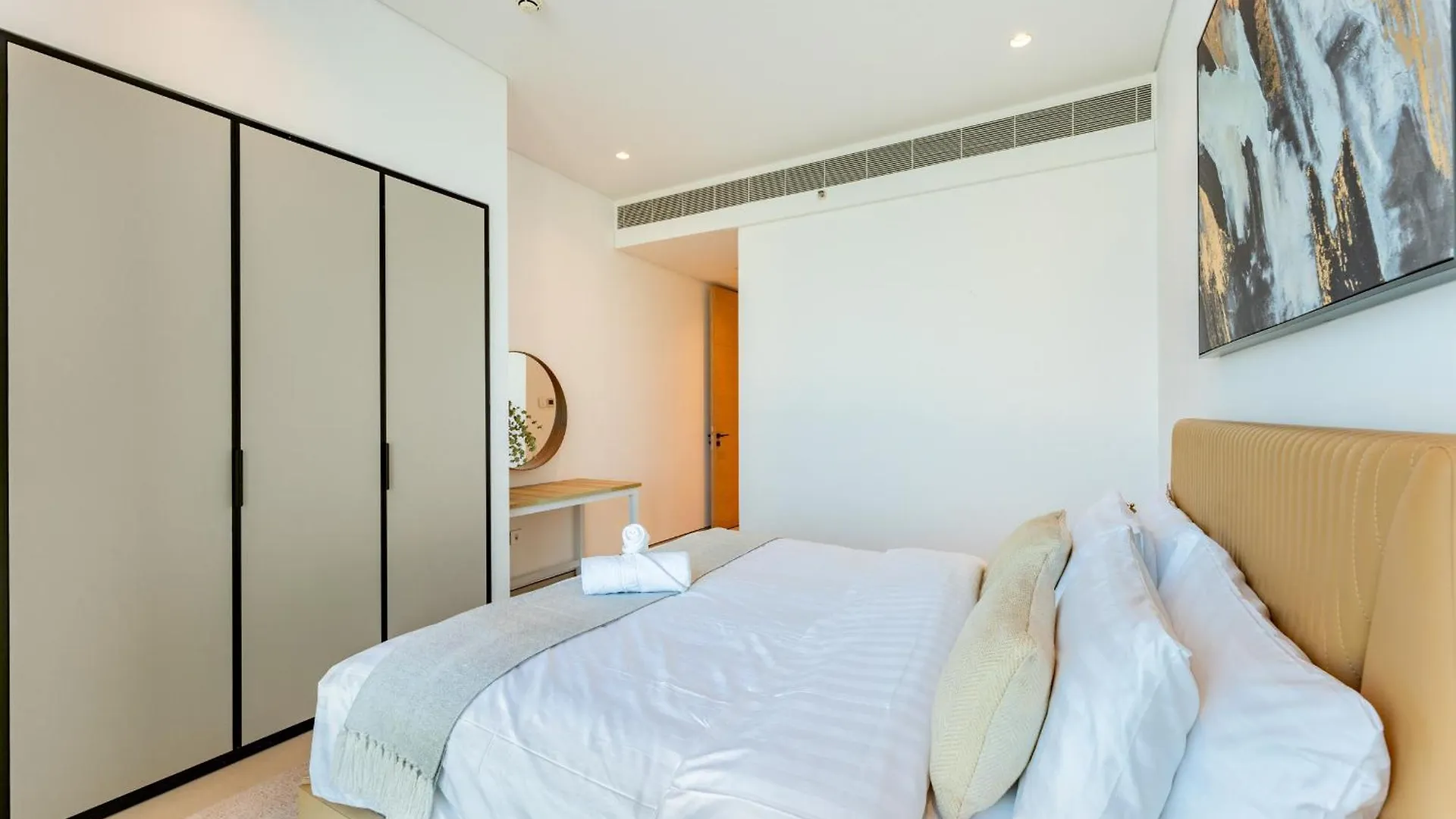 Premium 2 Bedroom Apartment With Sea View Dubai
